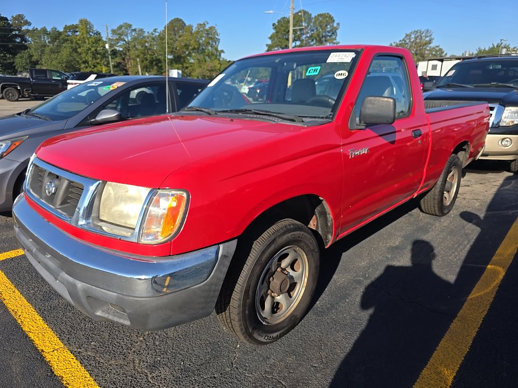 2000 Nissan Front XE photo