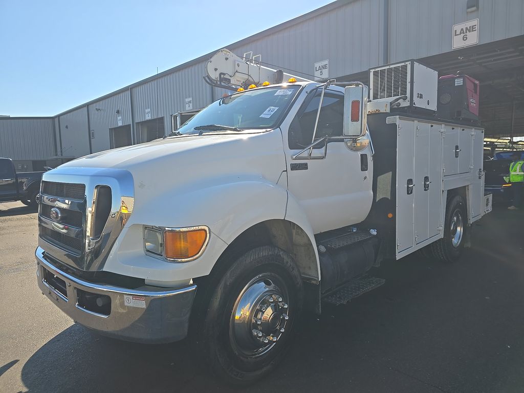 2015 Ford F-750 photo