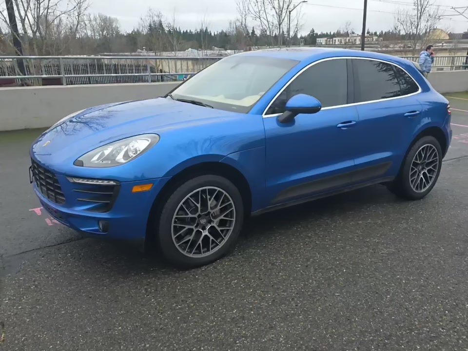 2015 Porsche Macan S photo
