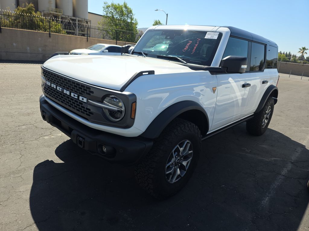 2025 Ford Bronco Badlands photo