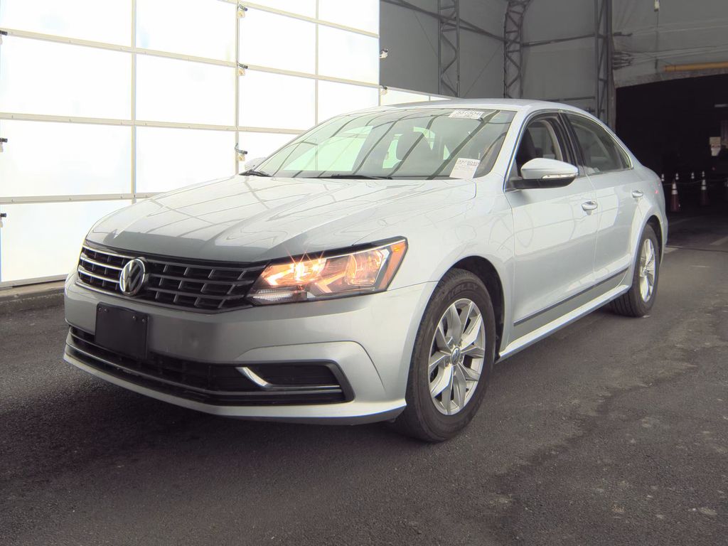 2017 Volkswagen Passat 1.8T S photo