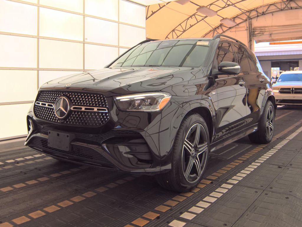 2025 Mercedes-Benz GLE GLE 450E photo