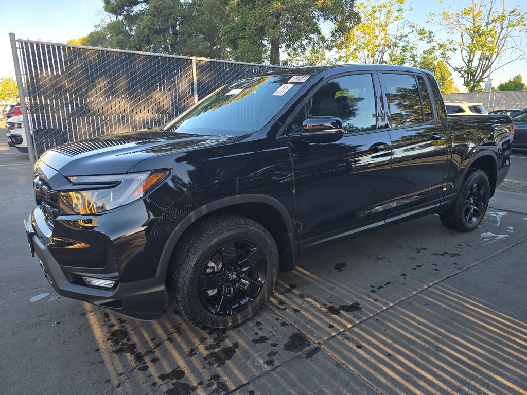 2025 Honda Ridgeline Black Edit photo