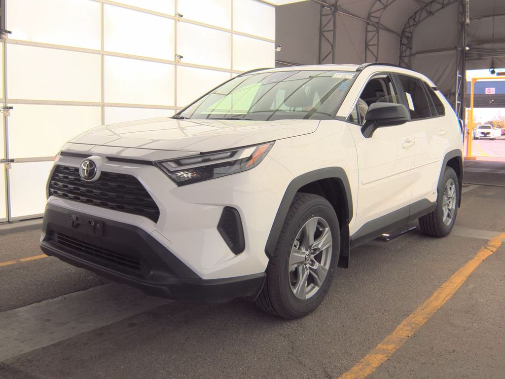 2025 Toyota RAV4 Hybrid LE photo