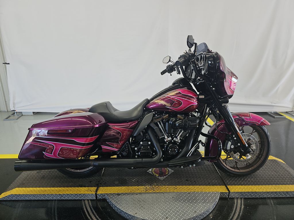 2023 Harley-Davidson Flhxst photo