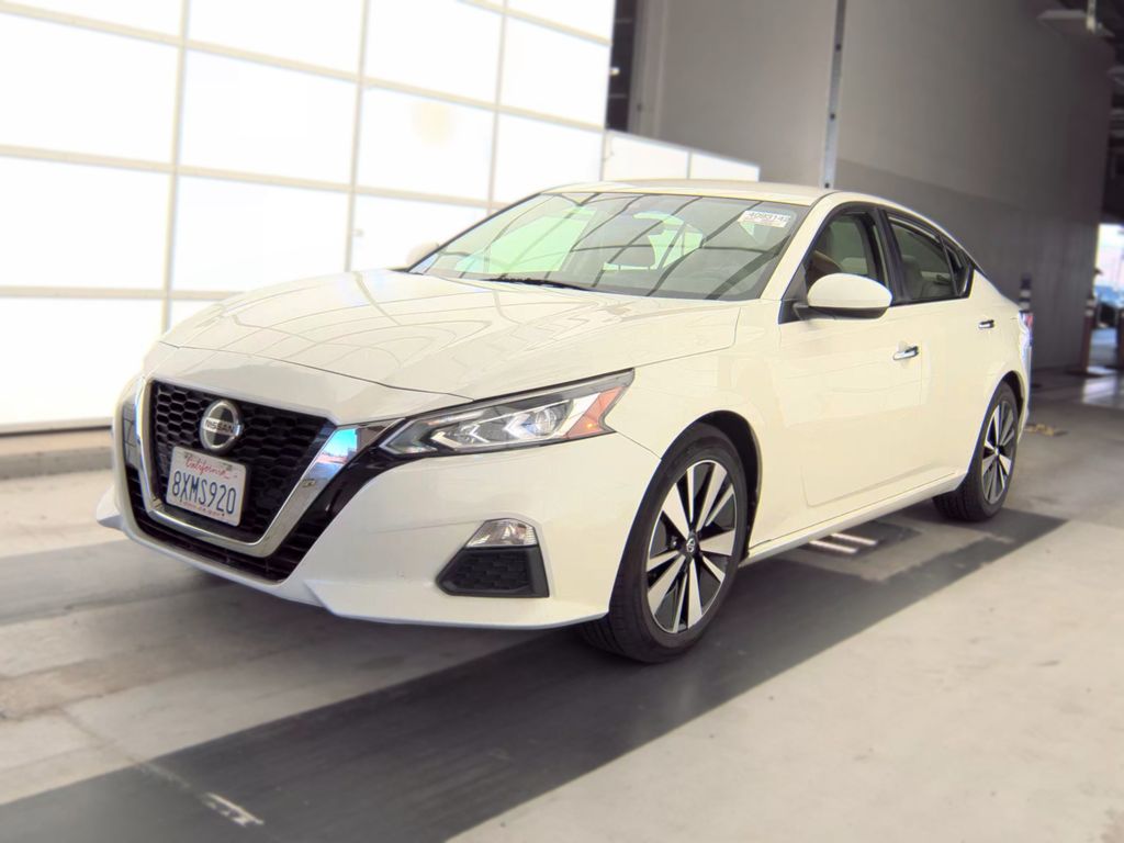 2021 Nissan Altima 2.5 SV photo