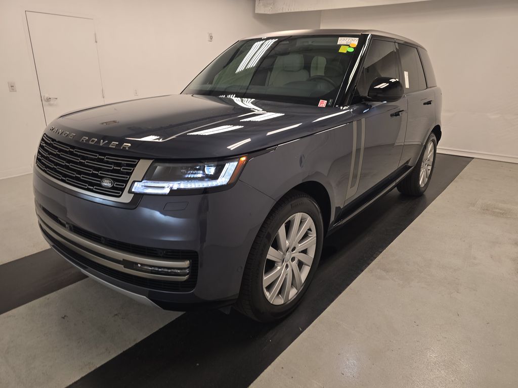 2025 Land Rover Range Rover SE photo