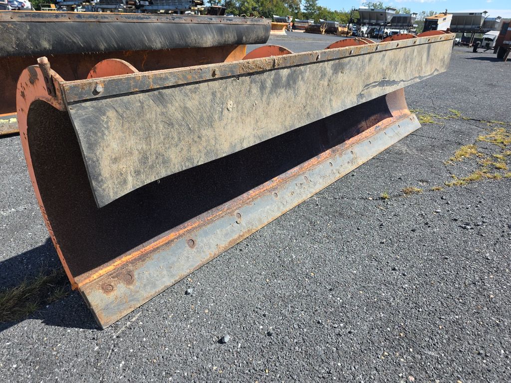 2007 Valk RV111116 Snowplow photo