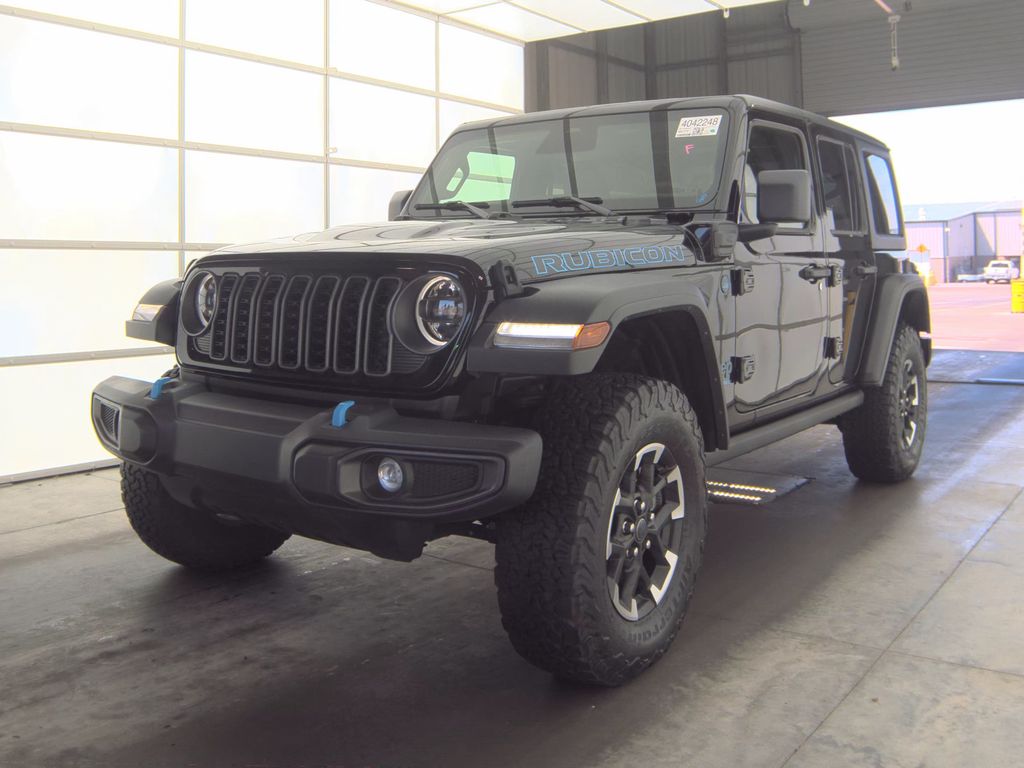 2025 Jeep Wrangler Rubicon photo