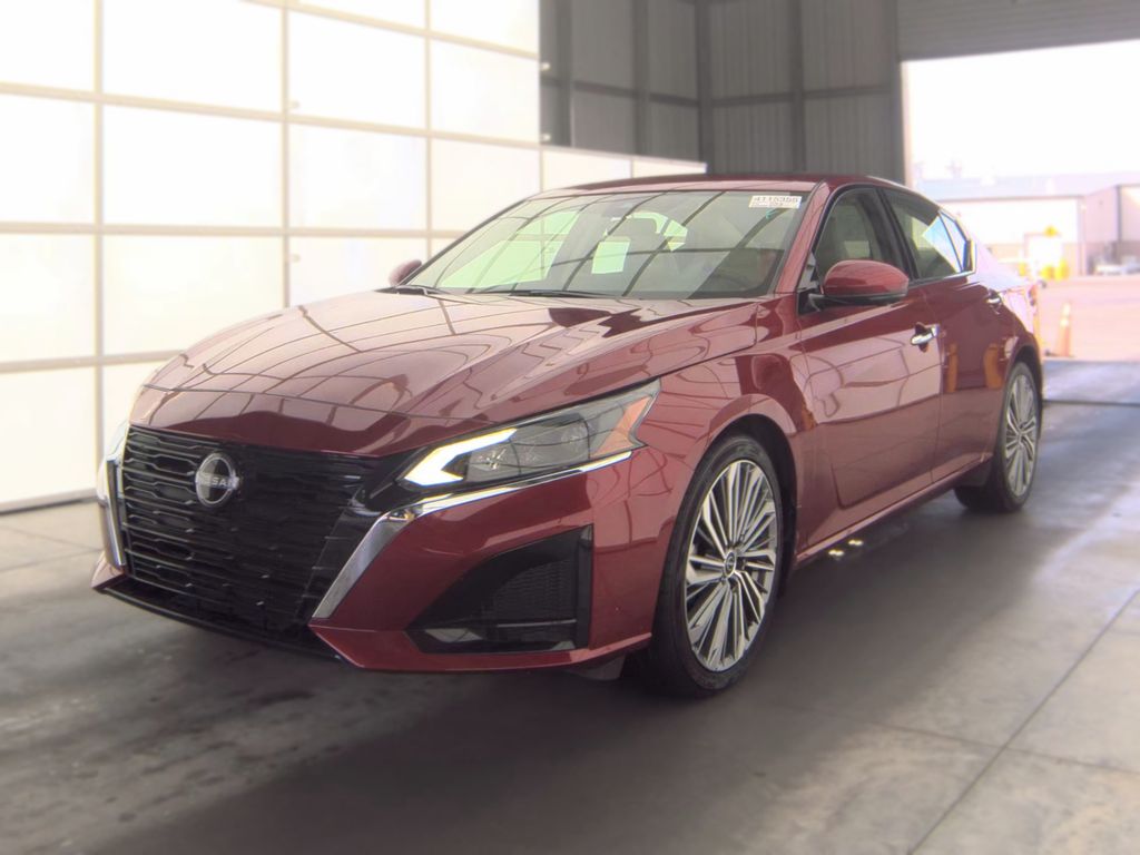 2025 Nissan Altima SL photo