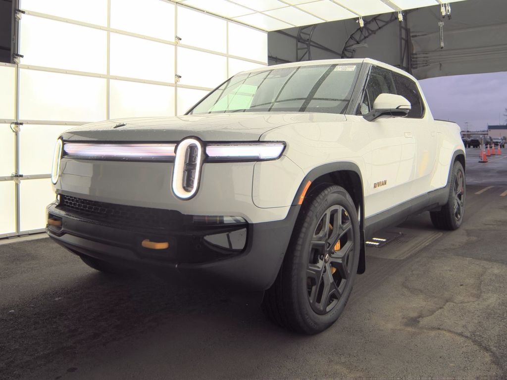 2025 Rivian R1T Ascend photo