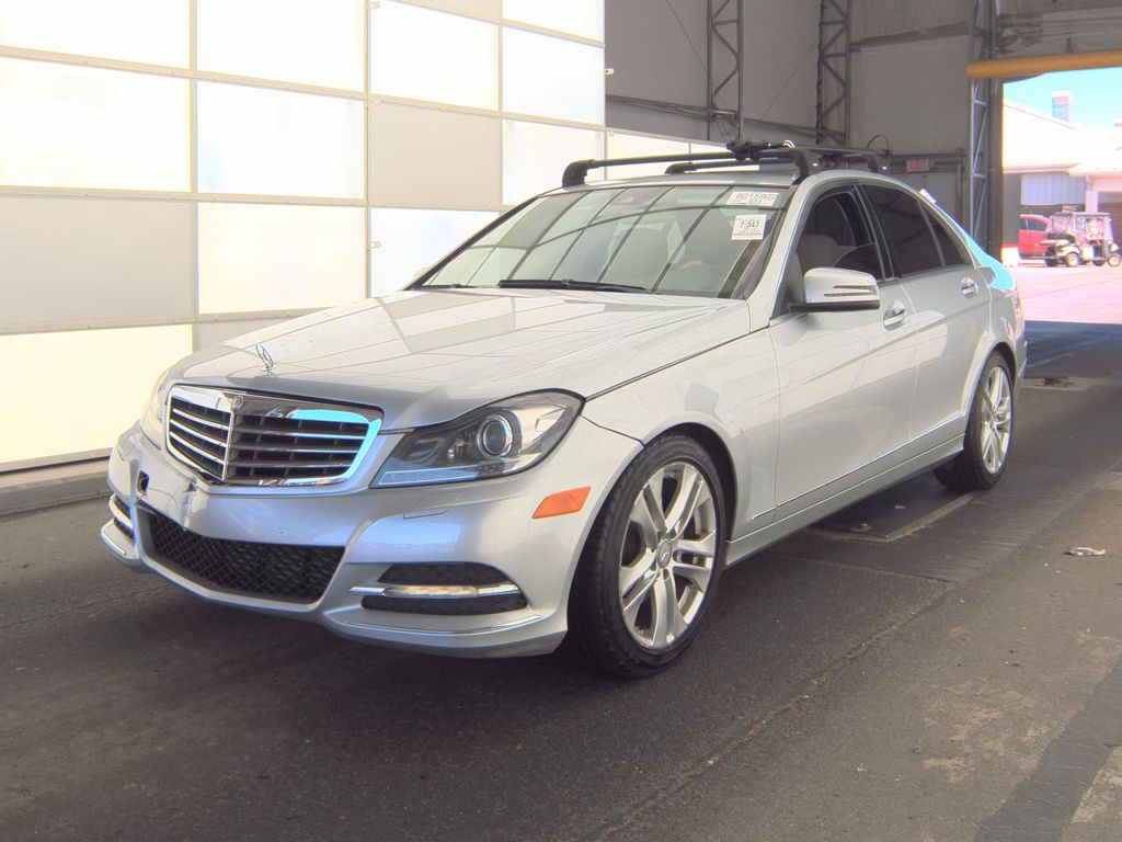 2013 Mercedes-Benz C-Class C250 photo
