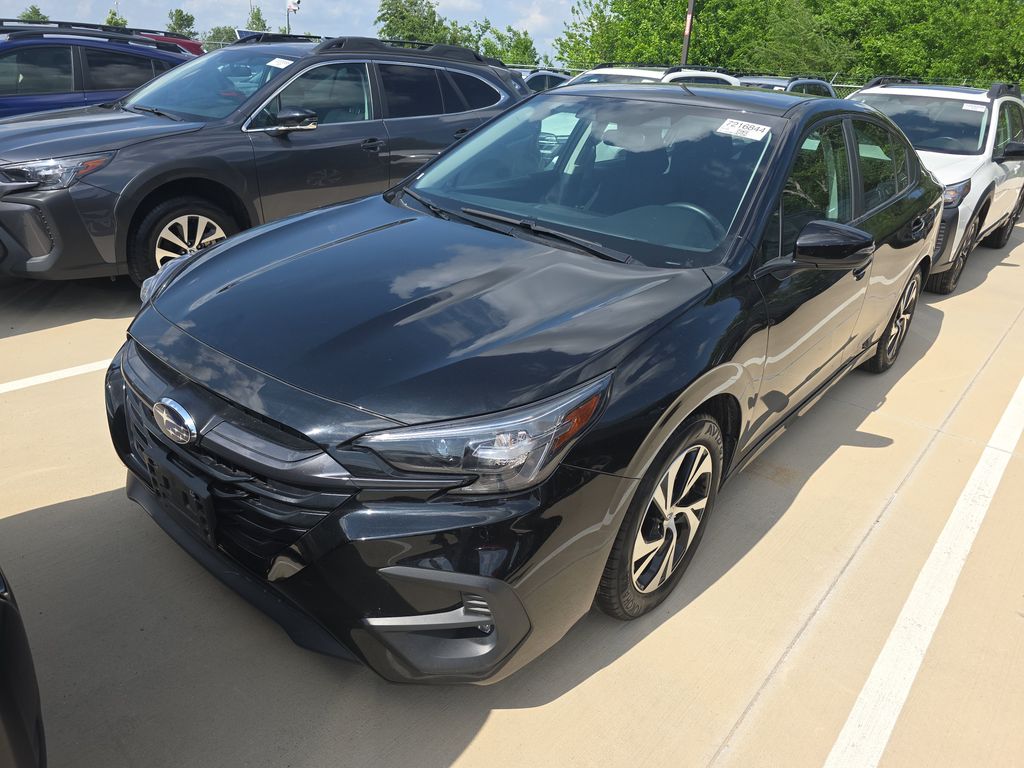 2025 Subaru Legacy Premium photo