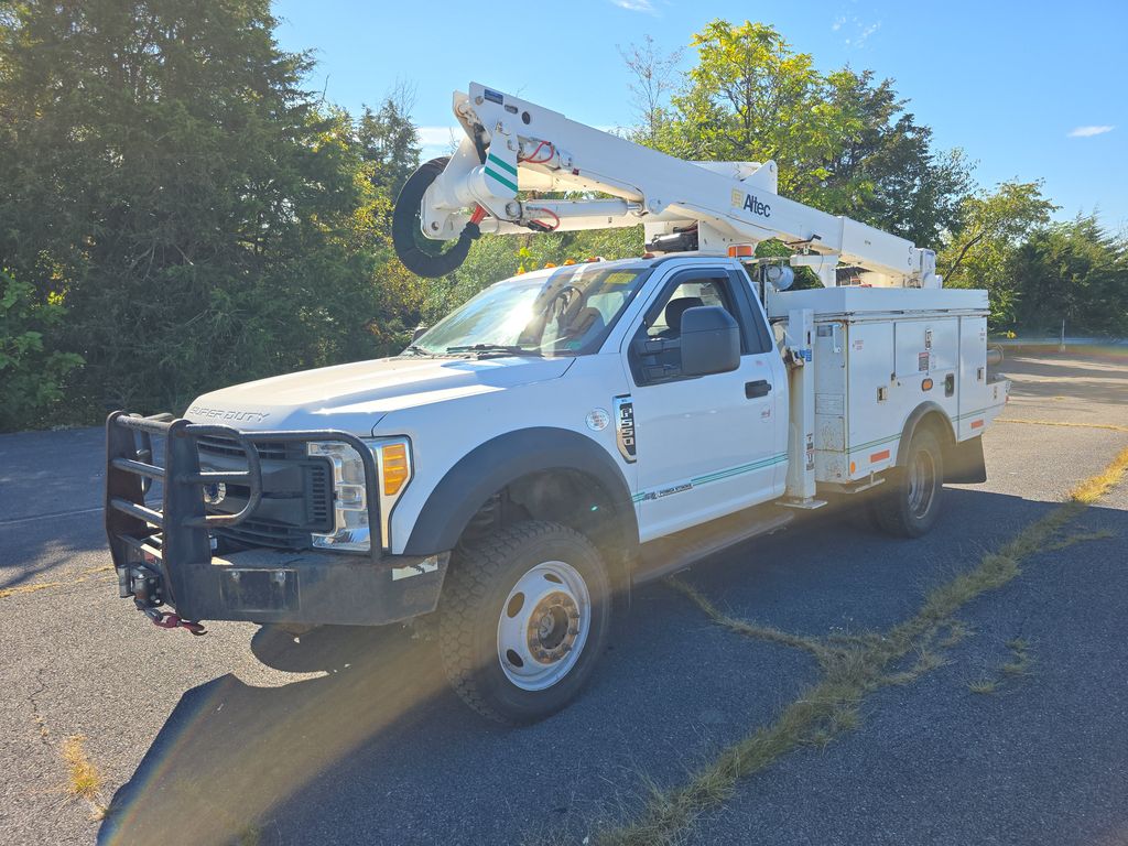 2017 Ford F-550 RG XL photo
