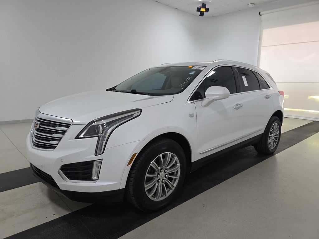 2017 Cadillac XT5 Luxury FWD photo