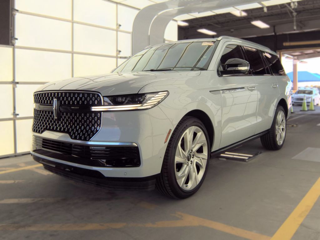 2025 Lincoln Navigator Reserve photo