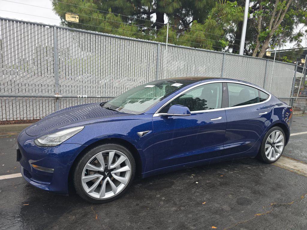 2018 Tesla Model 3 Long Range photo