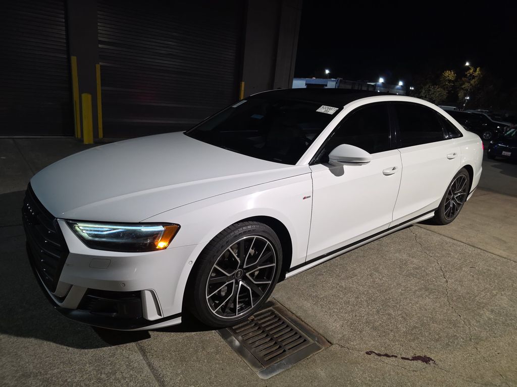 2021 Audi A8 L photo