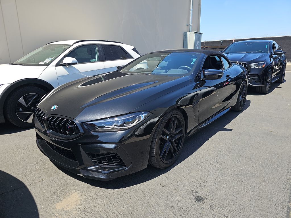 2025 BMW M8 Competitio photo