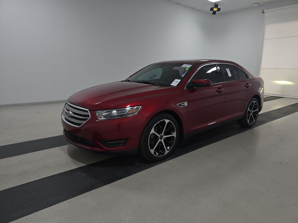 2015 Ford Taurus SEL photo