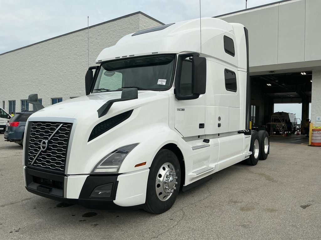 2024 Volvo VNL64T860 photo