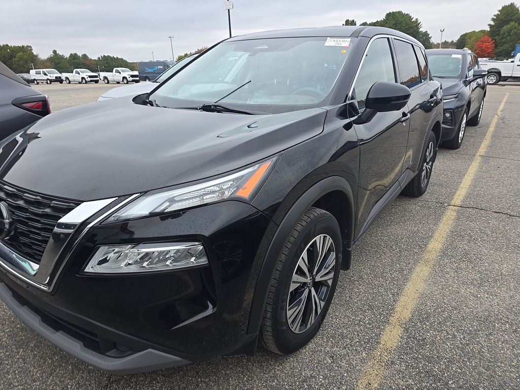 2021 Nissan Rogue SV photo