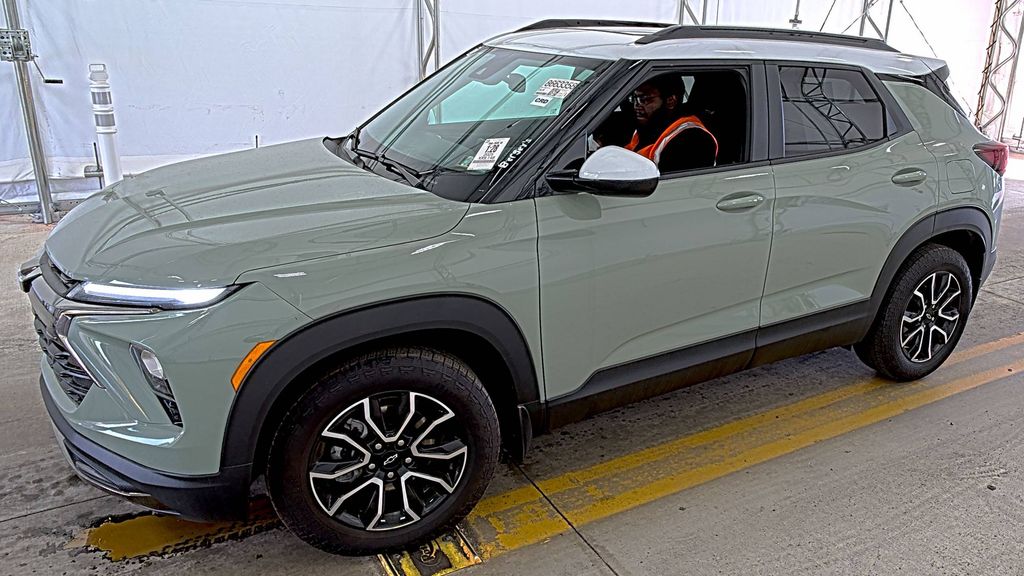 2025 Chevrolet Trailblazer Activ photo