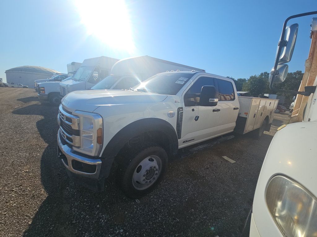 2024 Ford F-550 XLT photo