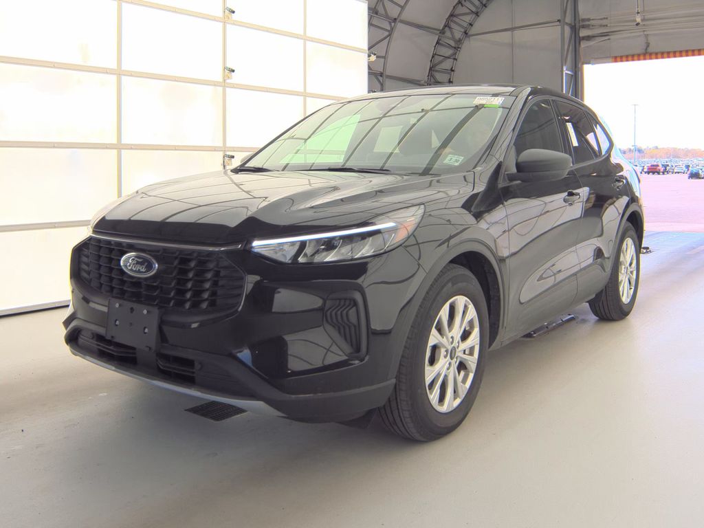 2025 Ford Escape Active photo