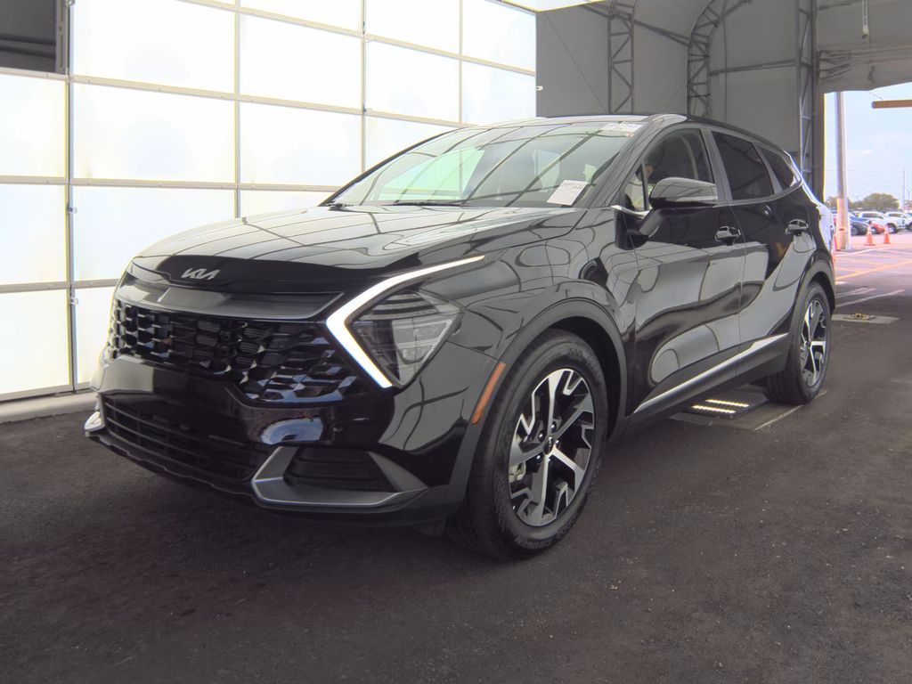2025 Kia Sportage EX photo