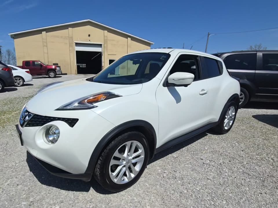 2016 Nissan Juke SL photo