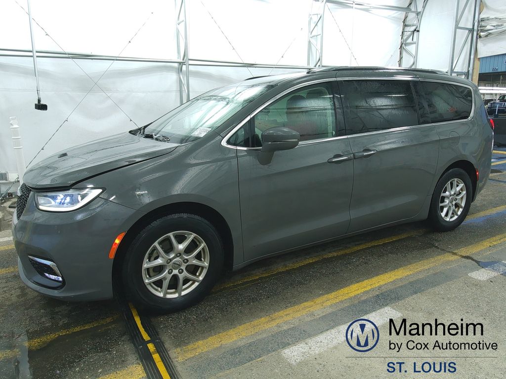 2021 Chrysler Pacifica Touring L photo