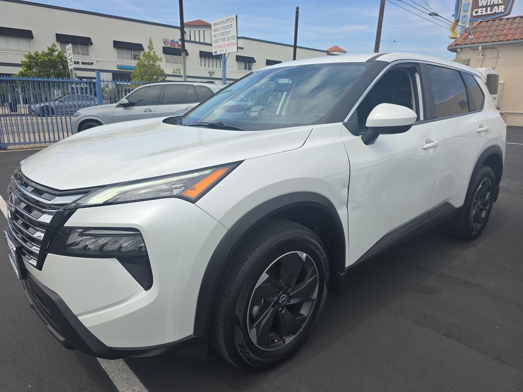 2026 Nissan Rogue SV photo