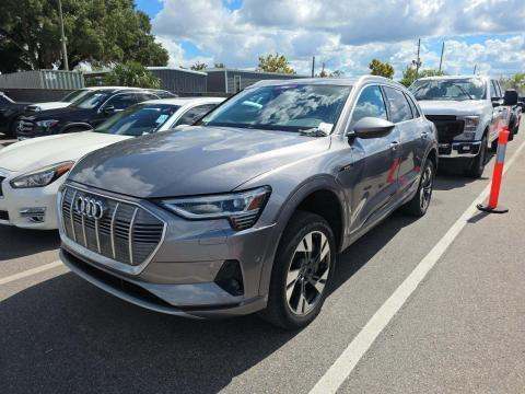 2021 Audi E Tron Premium Plus photo