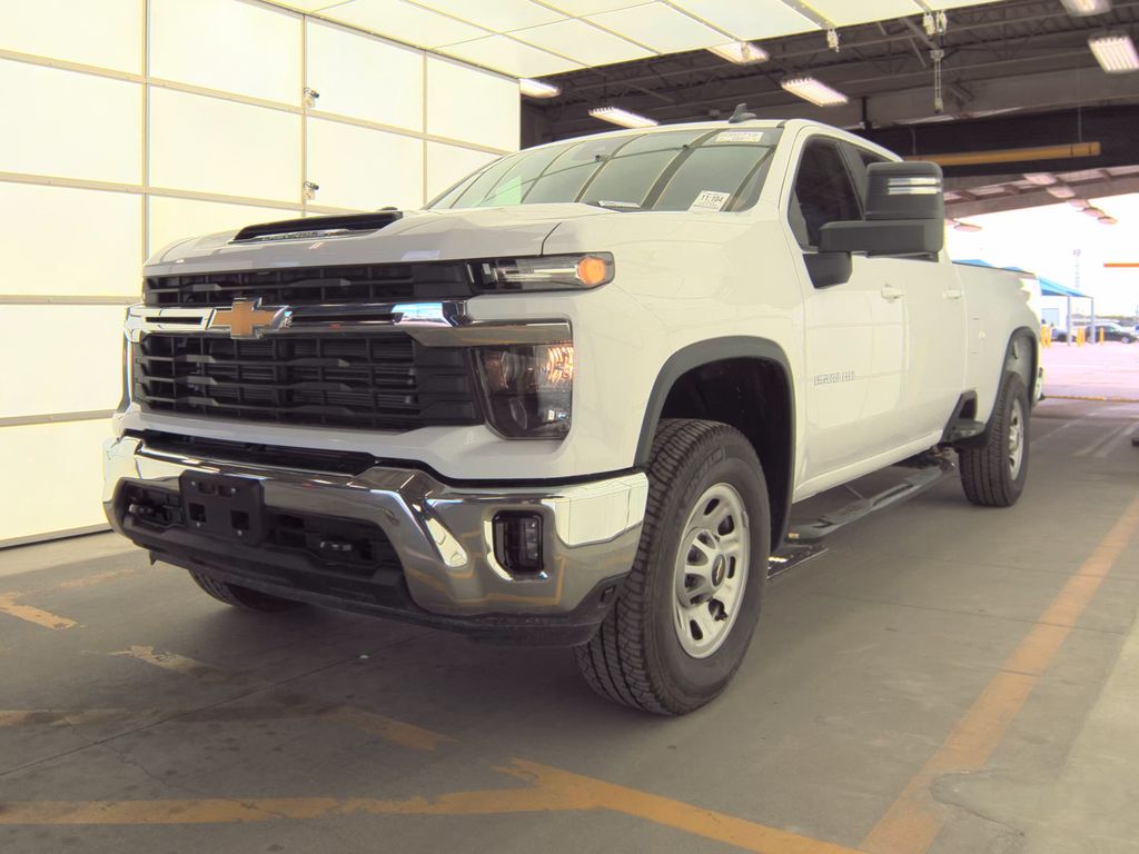 2025 Chevrolet Silverado 2500HD LT photo