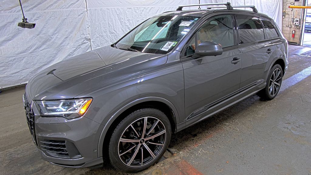 2021 Audi Q7 Premium + photo