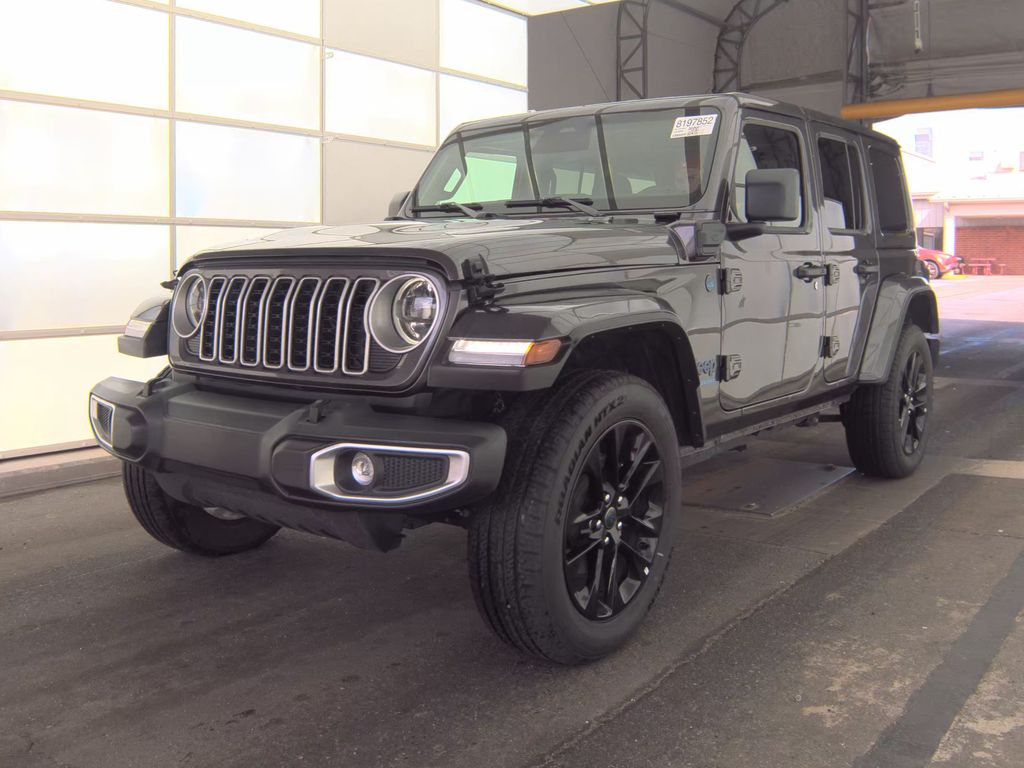 2025 Jeep Wrangler Sahara photo