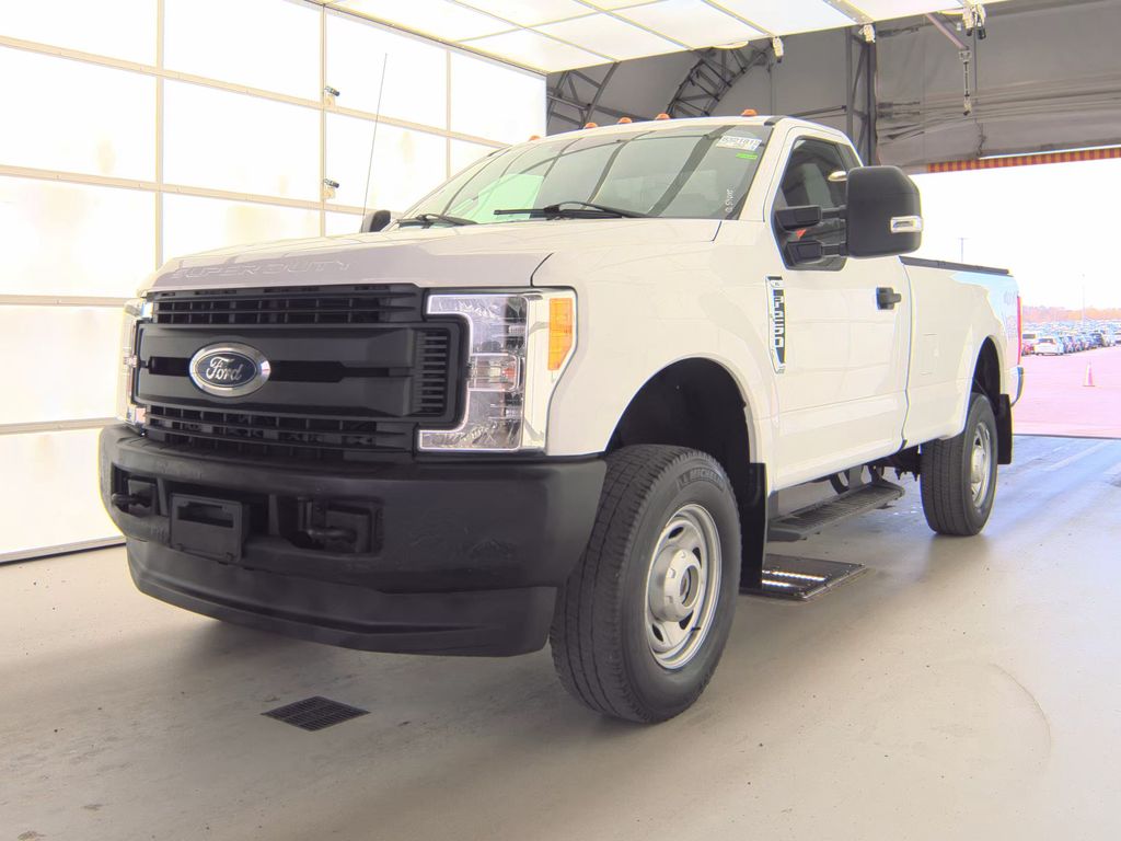 2017 Ford F-250 XL photo