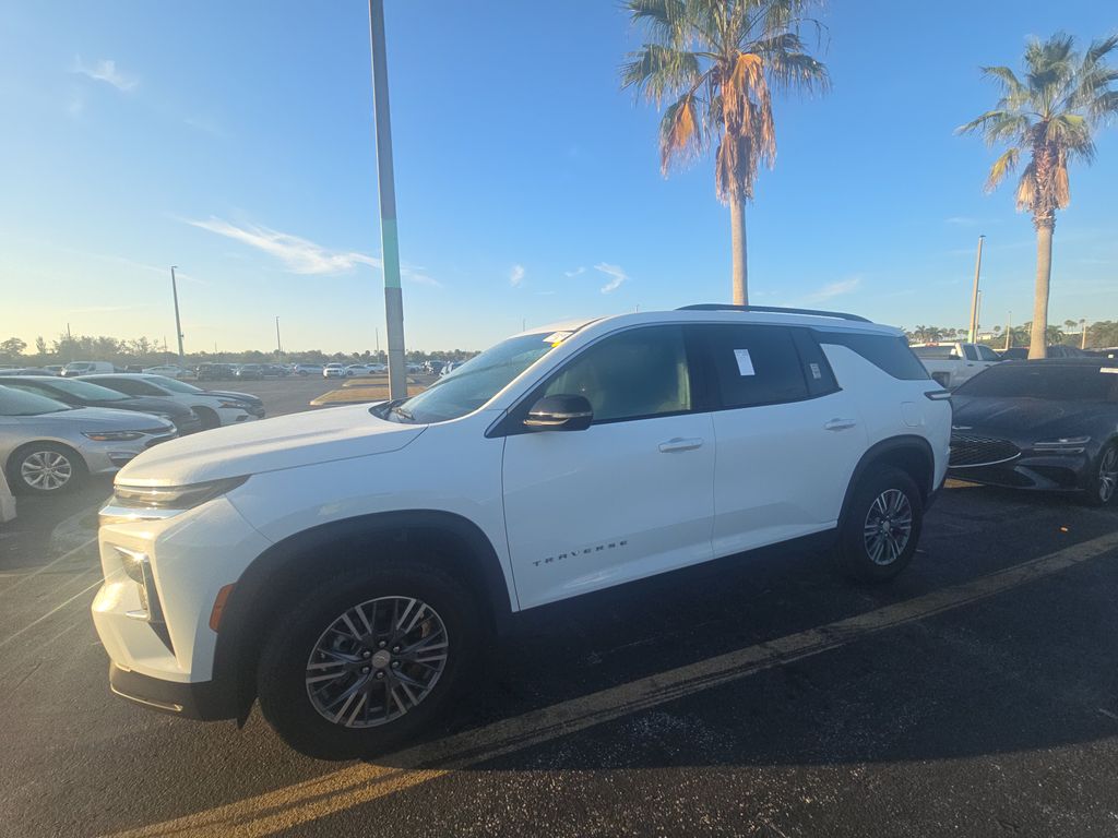 2025 Chevrolet Traverse 1LT photo