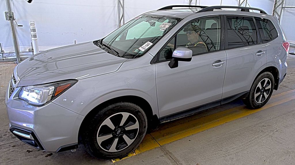 2017 Subaru Forester 2.5I Prem photo