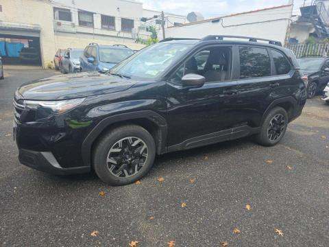 2025 Subaru Forester Premium photo