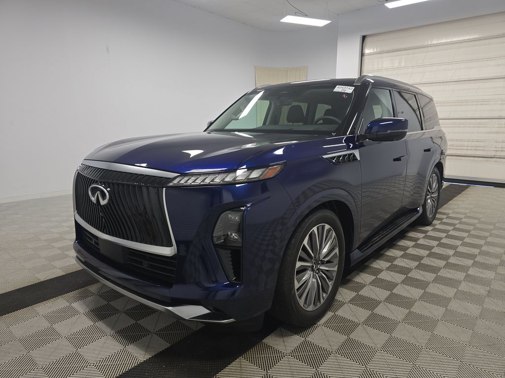 2026 INFINITI QX80 Luxe photo