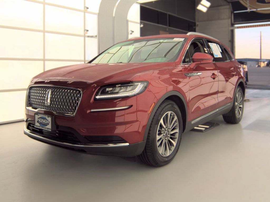 2021 Lincoln Nautilus Standard photo