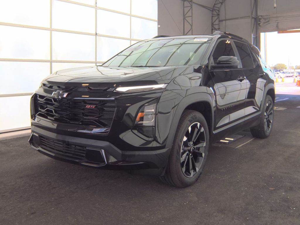 2025 Chevrolet Equinox FWD RS photo