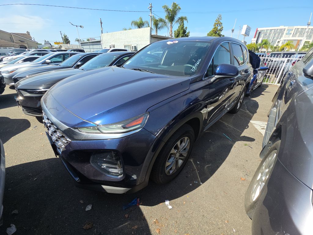 2020 Hyundai Santa Fe SE photo