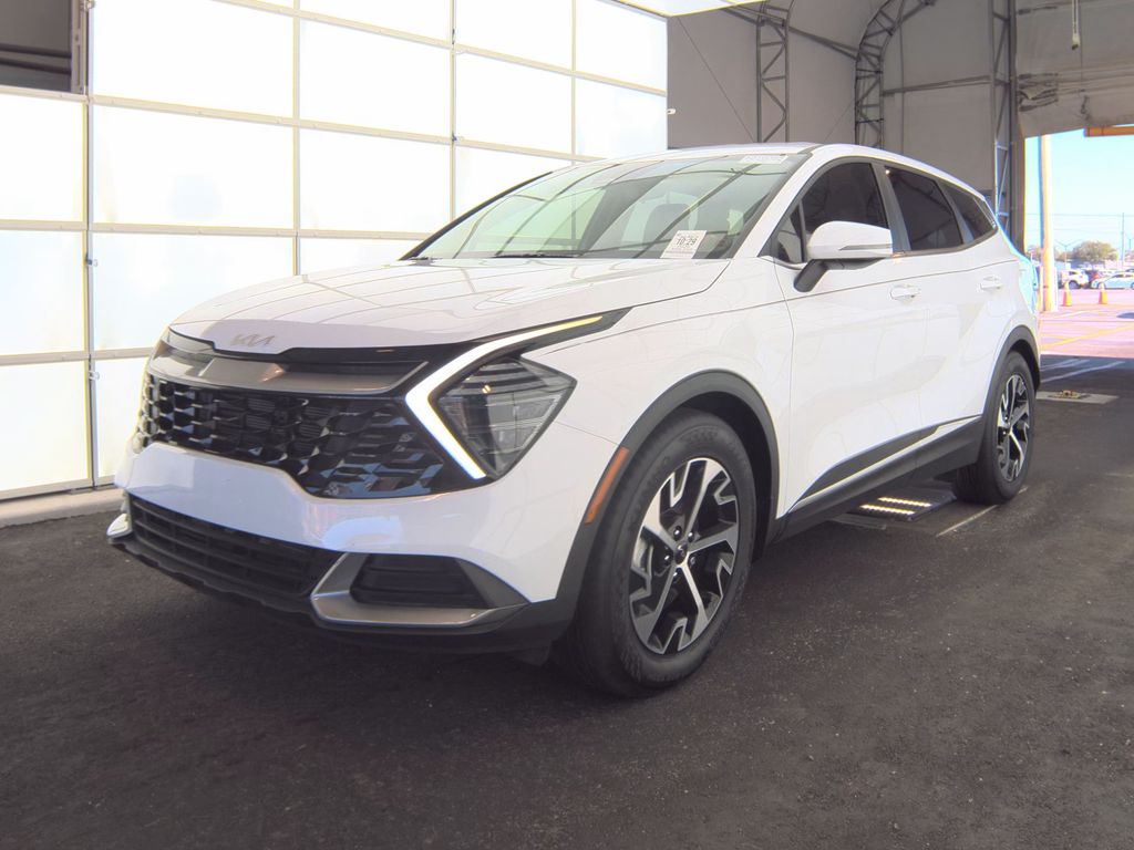 2025 Kia Sportage EX photo