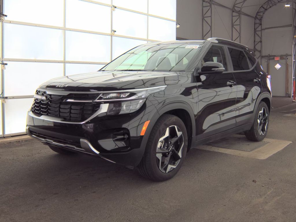 2025 Kia Seltos S photo