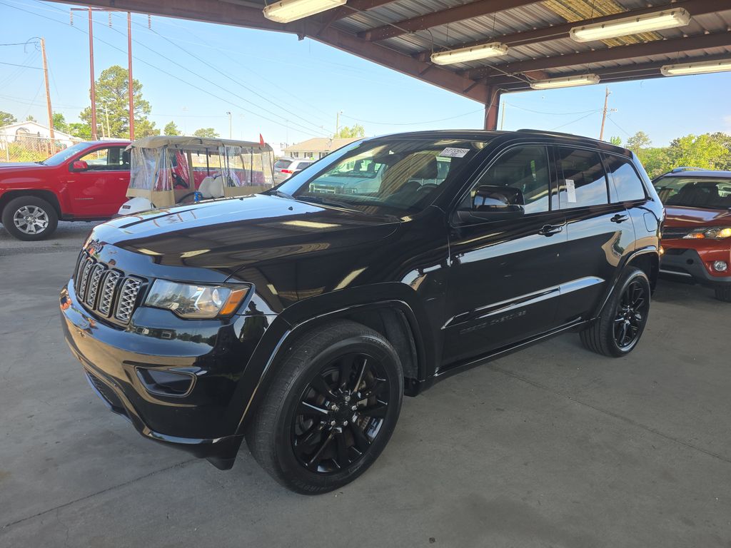 2018 Jeep Grand Cherokee Altitude photo