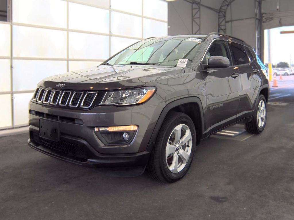 2021 Jeep Compass Latitude photo