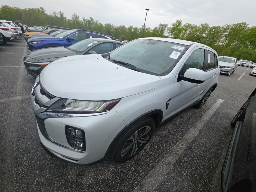 2025 Mitsubishi Outlander SP S photo